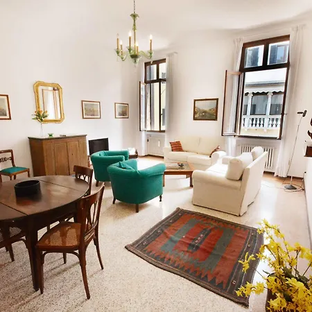 Apartment Ve.n.i.ce. Cera Palazzo Grimani *